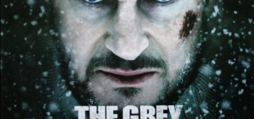 Gri Kurt - The Grey Yılı: 2012 - ABD Süre: 117 Dakika Tür: Aksiyon, Dram, Gerilim, Macera Yönetmen: Joe Carnahan, Oyuncular: Liam Neeson, Dermot Mulroney, Joe Anderson, Frank Grillo IMDB Puanı: 6.8/10 Konusu: Petrol sondajında çalışmak için görevlendirilen bir ekip, uçaklarının Alaska'da vahşi ve ıssız bir bölgeye düşmesi sonucu kendilerini müthiş bir hayatta kalma savaşı içinde bulur. Bir kurt uzmanı ve avcısı olan Ottway (Liam Neeson), kazadan geriye kalanları vahşi doğada aç kurtlara karşı hayatta tutabilmek için elinden geleni yapacaktır... The Grey, hayatta kalma mücadelesini en iyi anlatan filmlerin başında gelmektedir.