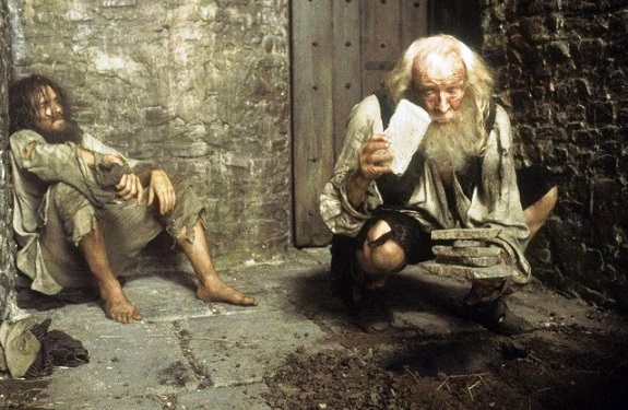 Edmond Dantes: Tanrıya inanmıyorum! Abbe Faria: Sorun değil, O sana inanıyor. Monte Kristo Kontu - The Count Of Monte Cristo (2002)