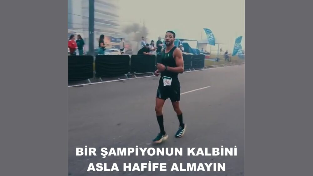 Bir Şampiyonun Kalbini Asla Hafife Almayın Bitiş çizgisini gördüğünde her şeyin bittiğini düşünen atlet, hiç ummadığı bir sürprizle karşılaşır.